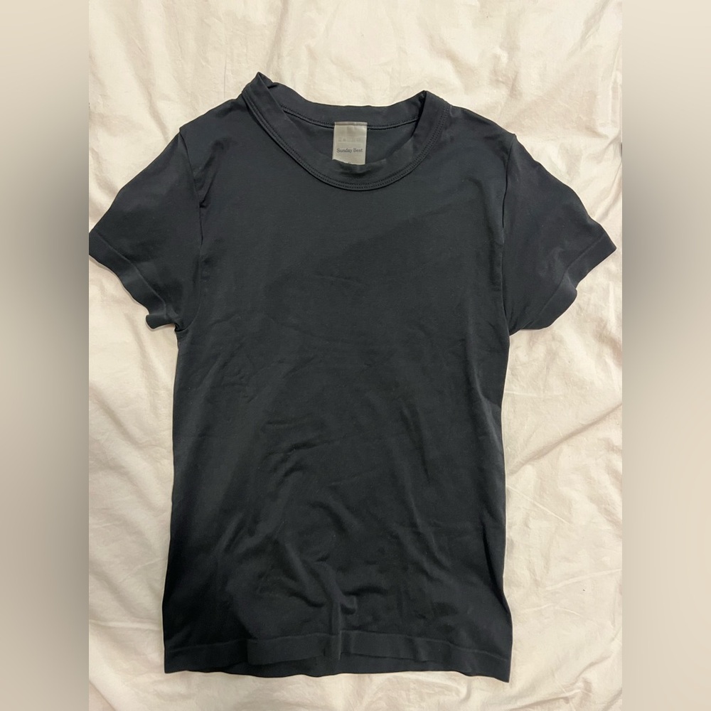 Aritzia Sunday Best Contour Tee